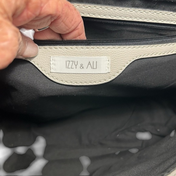 IZZY & ALI Tote Bag Woven Straw and Beige - Picture 7 of 13